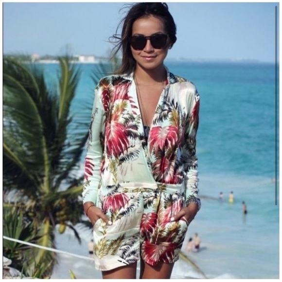 Topshop Green Pink Tropical Floral Satin V-Neck Long Sleeve Romper Size 10 Large - Picture 1 of 7
